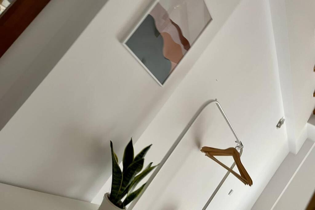 Studio Stay White Room Каламата Экстерьер фото